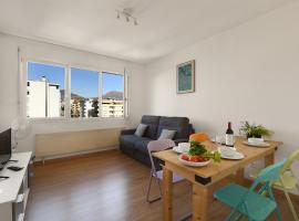 Santi Apartment Few Min From Lake - Happy Rentals