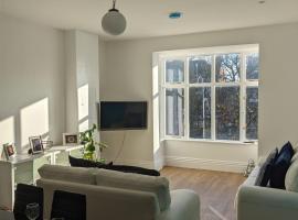 Dolce Central Lord St. Flat 2, apartamento em Southport