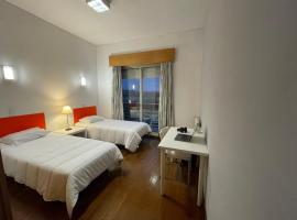 HI Porto - Pousada de Juventude, hostel in Porto