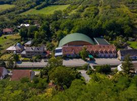 Hotel Tenis Kurdějov, hotel v Kurdějově