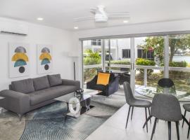 232A Lower Level, South Finger, Jolly Harbour, apartment in Jolly Harbour