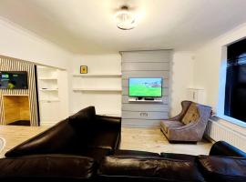 Modern 2-bed in Blyth centre: Blythe şehrinde bir tatil evi