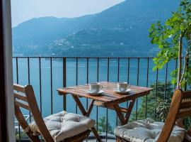 Suite 180° - Lago di Como, hotel em Blevio