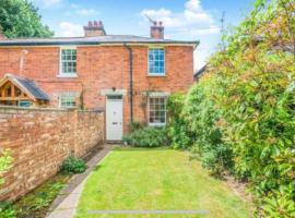 Beautiful cottage near London，梅登黑德的飯店