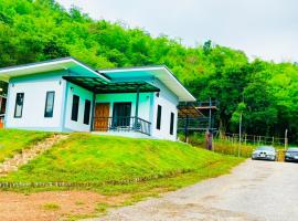 La Villas@Suanphueng, casa rústica em Ban Bo Wi