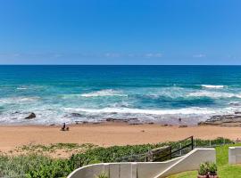 Chakas Terrace 7 - Luxurious Beach House, family hotel in Ballito