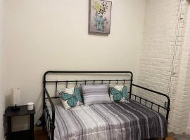 Charming 2Bd/2bth Retreat in Downtown Richmond, departamento en Richmond