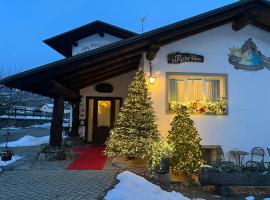 La Roche Hotel Appartments, hotel ad Aosta