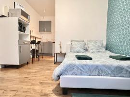 Le Tokyo à 2 min de la gare de Poitiers, apartamentai mieste Puatjė