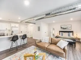 Upscale Abode - Brand New Corporate Apt Downtown