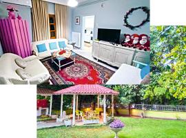 Quiet House with Private Garden, cheap hotel in Katerini