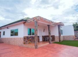 7 Palms Bungalow, vakantiehuis in Accra