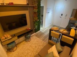 Apartamento Novo Moderno-8Km Aeroporto GRU, hotel amb aparcament a Guarulhos