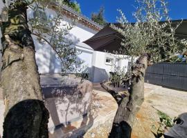 Gîte La Lavandière, vacation home in Bollène