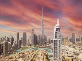 SmartStay at Burj Royale - Full Burj Khalifa View - Brand New Luxury Apartments – hotel w pobliżu miejsca Dubajskie fontanny w Dubaju