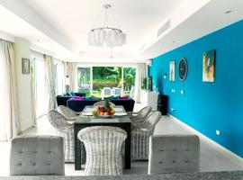 Special offer! Villa Bueno with private pool&beach, Hotel in Punta Cana