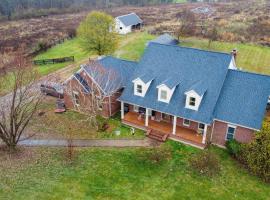 6 Mi to Bourbon Trail: Group Estate on 20 Acres, hotel v destinaci Shelbyville