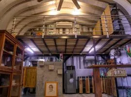 Hermosa Nests Industrial loft