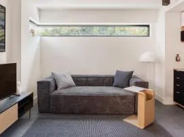 MAC Middle Park by Melbourne Apartment Collection