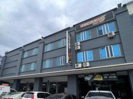 LUCKY - 5 INN – hotel w mieście Bintulu