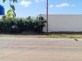 Chalet Las Cortinas, hotel com estacionamento em La Boquita