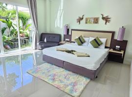 AM Surin Place - SHA Extra Plus, готель у місті пляж Сурин