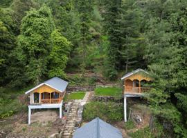 Tree house Latos Tandi, ξενοδοχείο σε Jibhi
