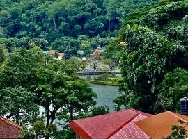 Sesatha lake Kandy