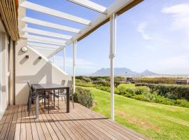 Dolphin Beach cabana Luxe beach cabana voor 4 personen direct aan het strand, hotel v destinaci Table View
