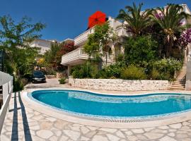 Villa Clematis, hotel a Trogir
