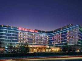 Hilton Garden Inn Huzhou High-Speed Railway Station, хотел в Хужу