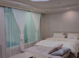 استراحة المهند, hotel with parking in Al-Salam