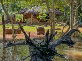 Glimra eco lodge, cabin in Hambegamuwa