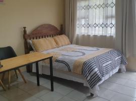 Manzini, Park Vills Apartment, No 103, hotel in Manzini