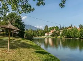 Camping les Rives du Lac de Vinça