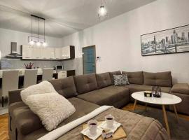 Kosante - 4 stars apartment - 150 m2 with fitness room, apartamento em Imotski