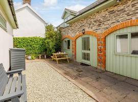 2 Bed in Combe Martin 86938, pet-friendly hotel in Berrynarbor