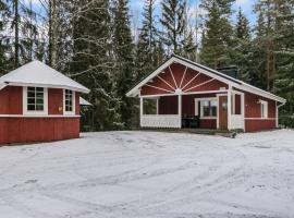 Holiday Home Mäkimökki by Interhome, hotel v destinaci Palikainen