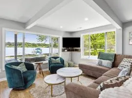 Landmark Lakehouse - luxury living in PLX
