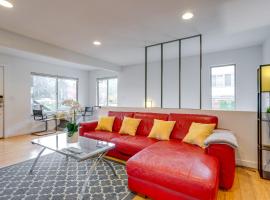 Modern Tukwila Vacation Rental Near Airport!, מלון בטוקווילה