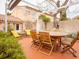 La Maison et son jardin clos