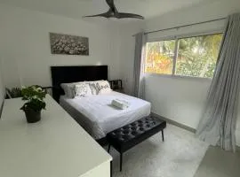 Oceanfront Cristamar Apartment