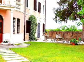 B&B Ernestine Family Home, hotel v destinaci Caneva