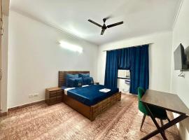 spacious 4 bhk with hall and kitchen near Medanta, villa in Gurgaon