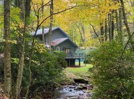 Boone Cottage with Fire Pit and On-Site Creek!