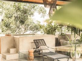 NAJ TULUM、トゥルムの駐車場付きホテル