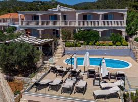 Apartment in Prizba - Insel Korcula 6388, hotel u gradu Prižba