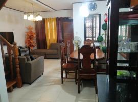 Ruiz Domicile, holiday home in Kawit