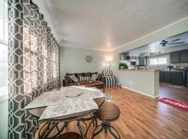 Ashtabula Home Rental - 2 Mi to Lake Erie, Beaches