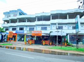 Isindu Sky Lodge, hotel em Mirissa